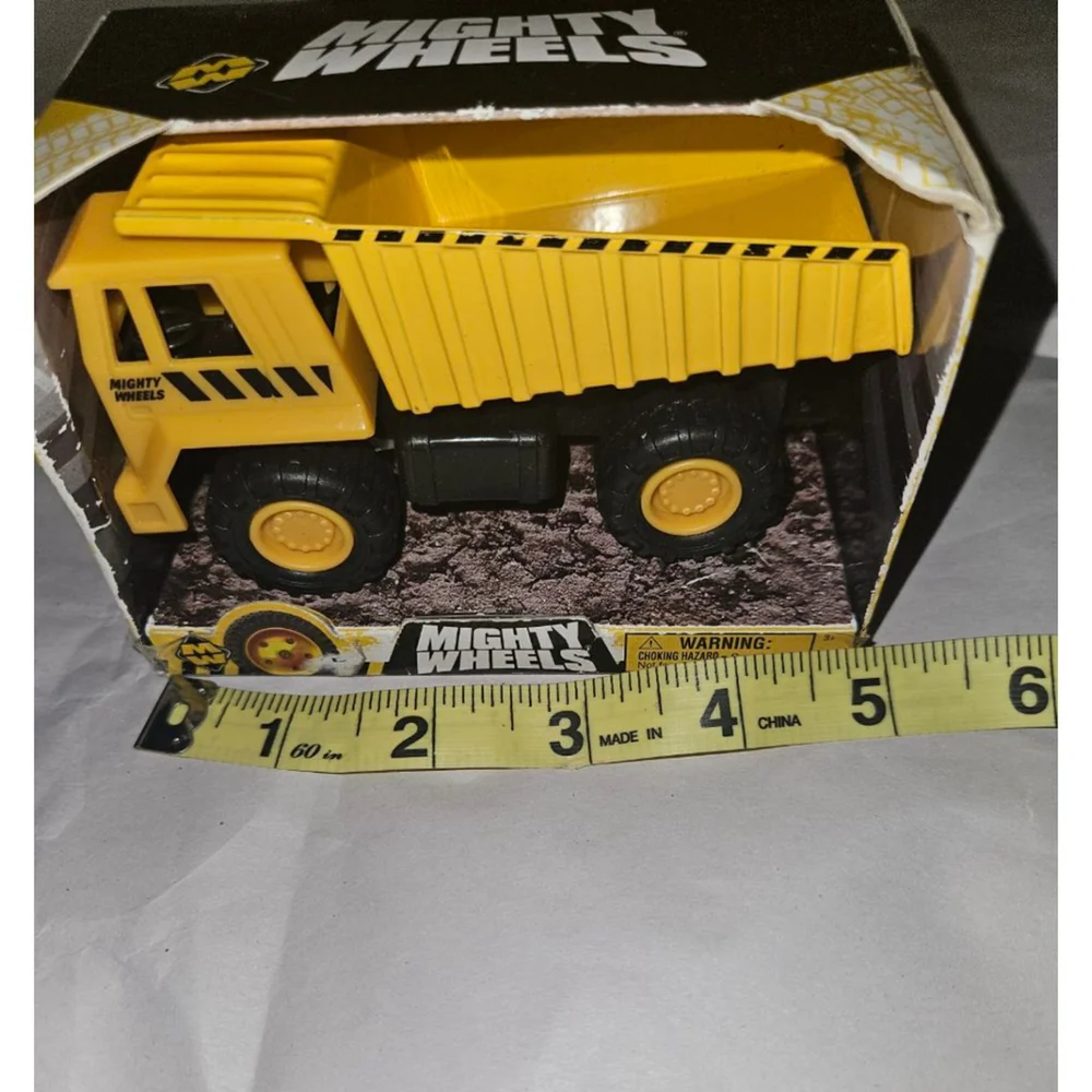 Mighty Wheels: Super Dump Truck Construction Toy New